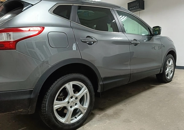 Nissan Qashqai cena 50900 przebieg: 108000, rok produkcji 2015 z Opalenica małe 106